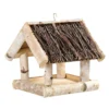 Vogelhaus Birke Mit Reisigdach, FSC®-Holz, Naturfarben, Ca. 25 X 26 X 26 Cm 1 Vogelhaus Birke Mit Reisigdach, FSC®-Holz, Naturfarben, Ca. 25 X 26 X 26 Cm -Garten Atmos Verkaufsgeschäft 0910100924 Vogelhaus Birke mit Reisigdach 26x26x25cm 55258
